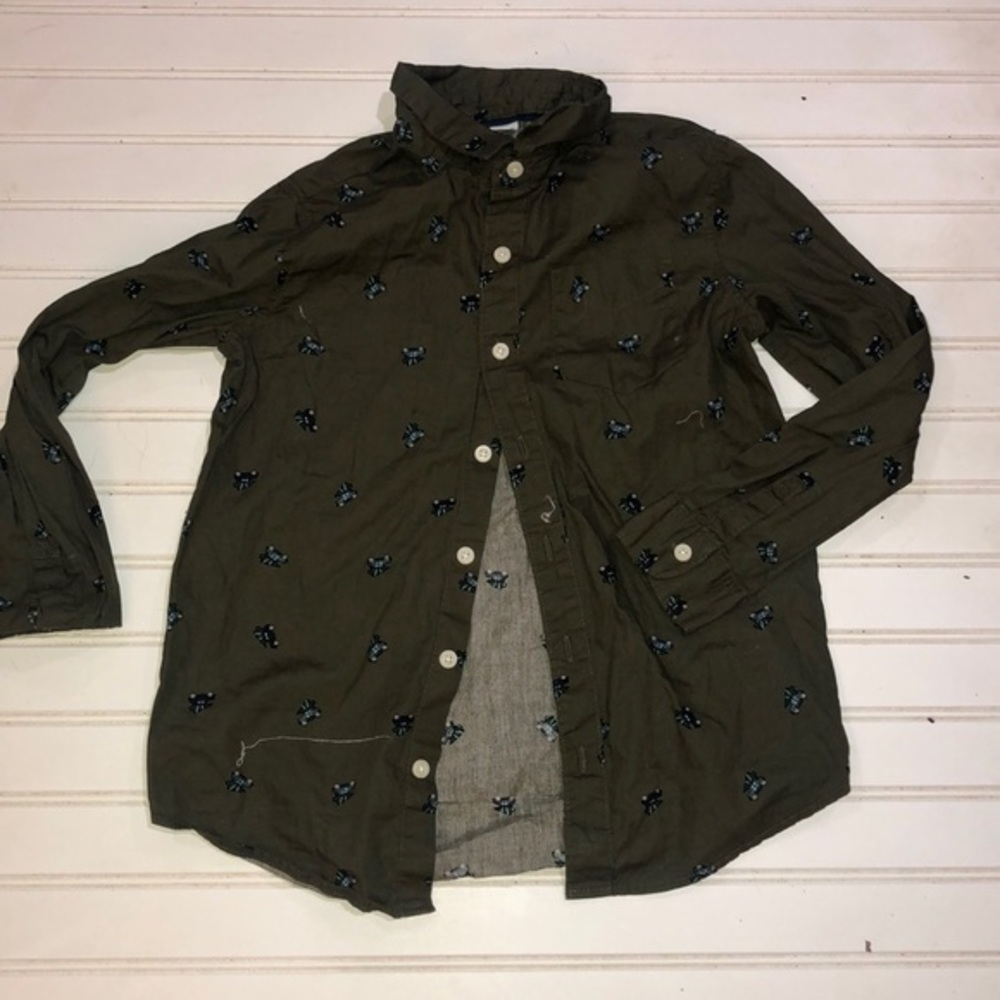 Crazy 8 boys button up shirt